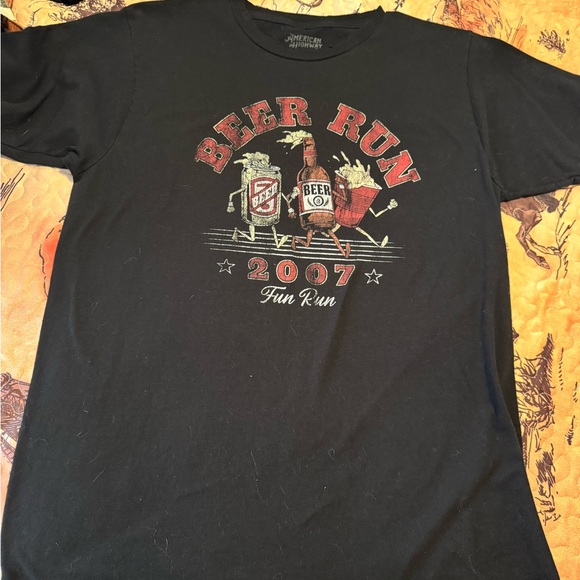 graphic tee - Picture 2 of 2